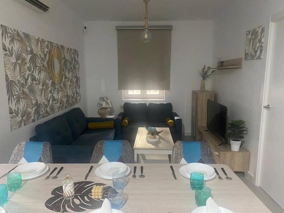 Apartamento En Toledo Ideal Para Visitas A Puy Du Fou Buitenkant foto