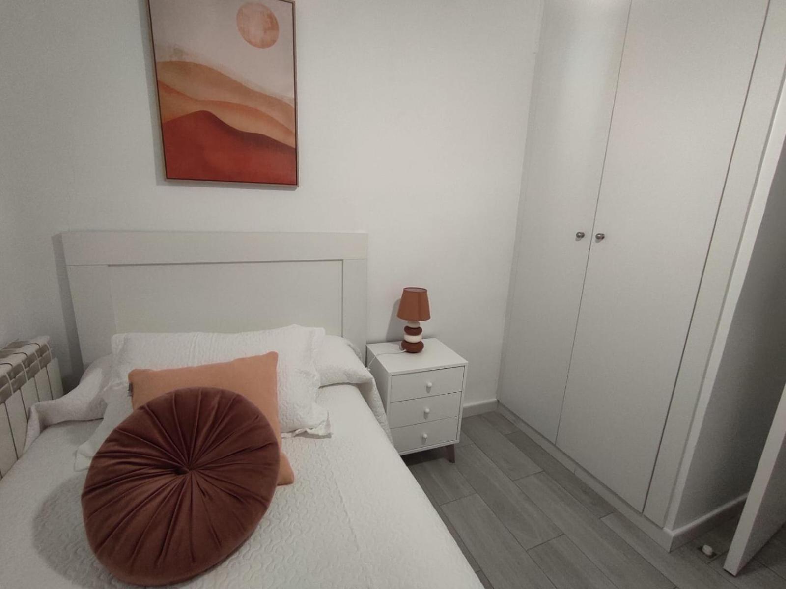Apartamento En Toledo Ideal Para Visitas A Puy Du Fou Buitenkant foto